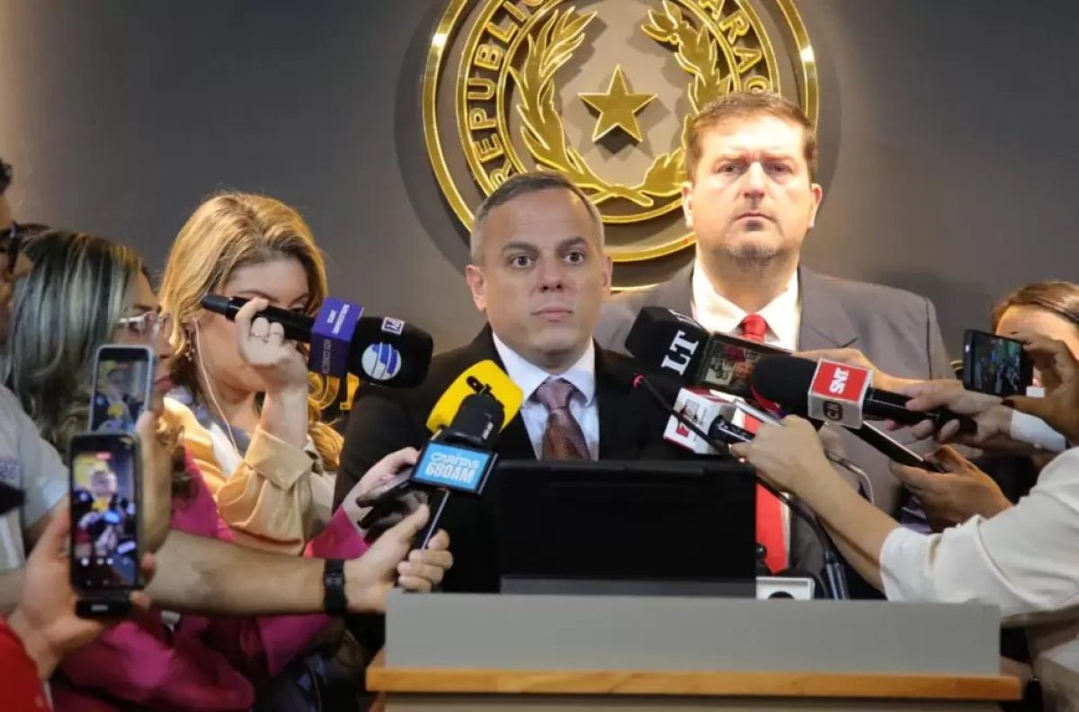 Contraloría confirma más de 1.090 funcionarios públicos presuntamente con títulos falsos