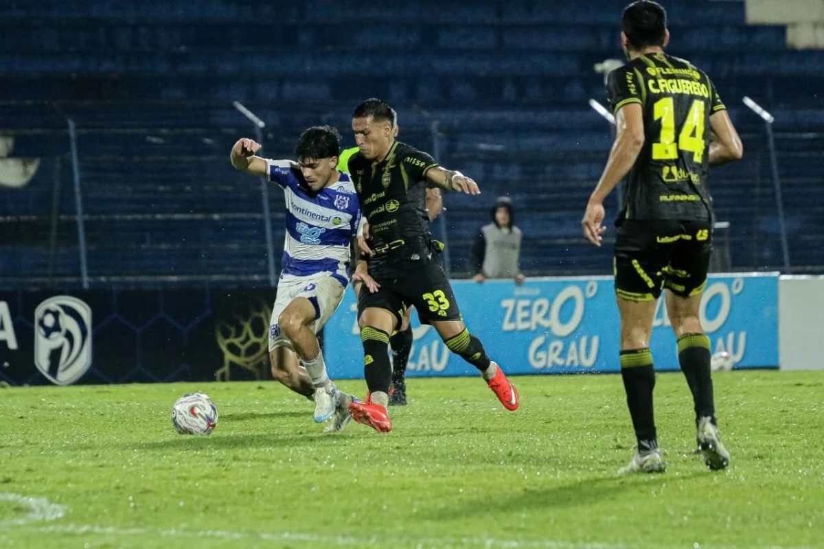 EL GALLO NO PUDO Y SOLO SALVA EL EMPATE