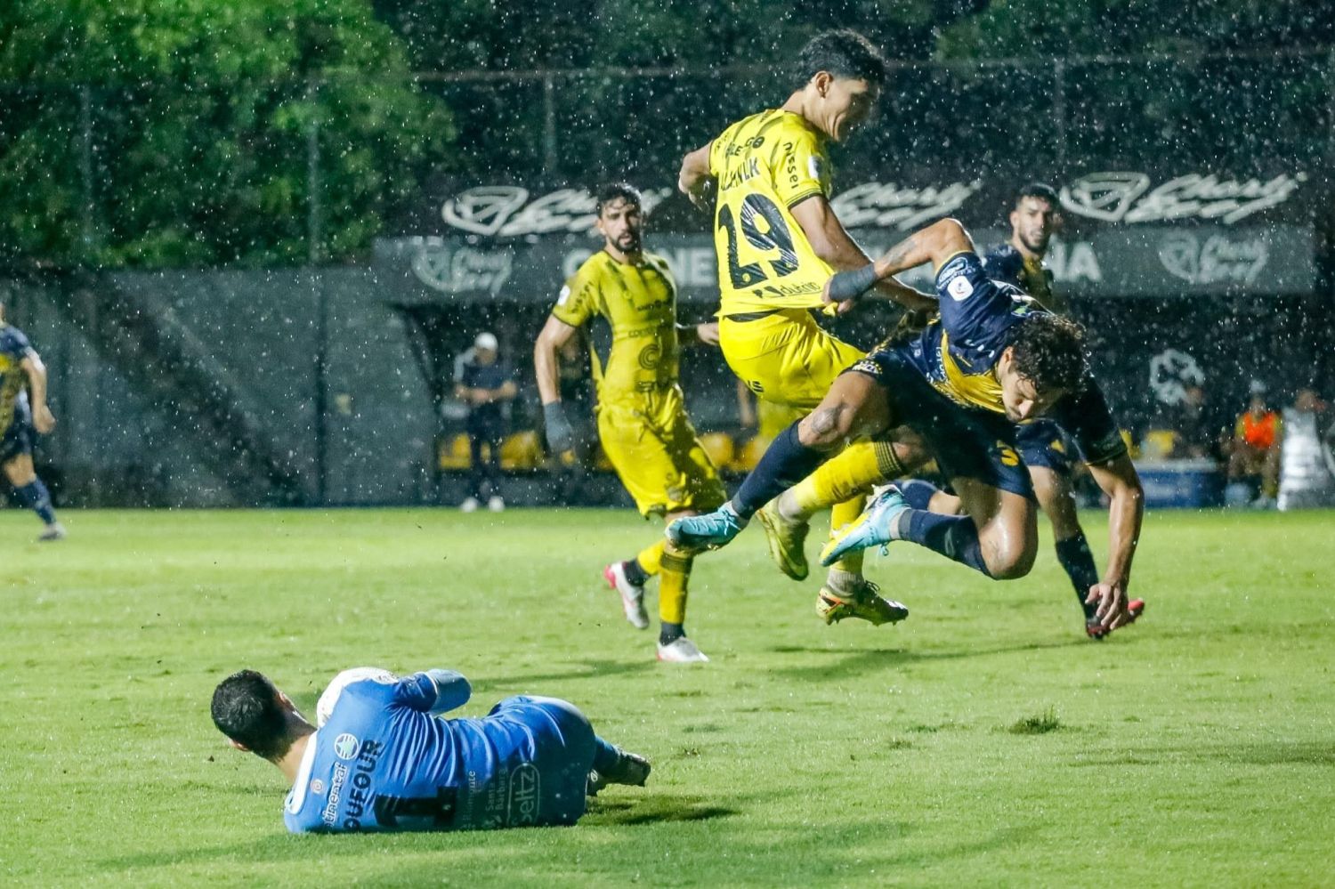Trinidense se impone como local superando por 3-2 a Recoleta