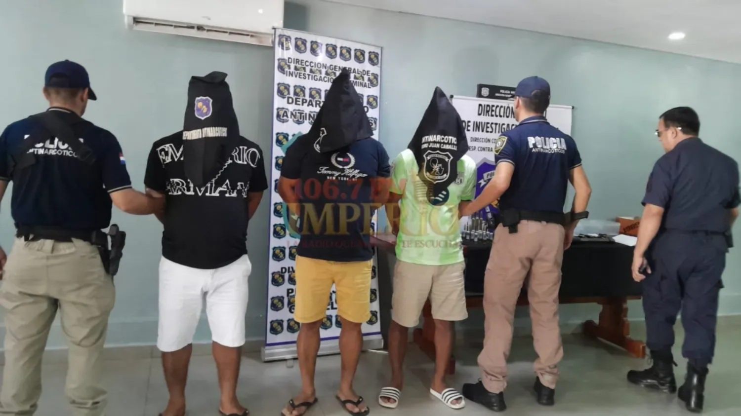Imputación y prisión preventiva para tres detenidos por drogas tras allanamiento en el barrio María Victoria