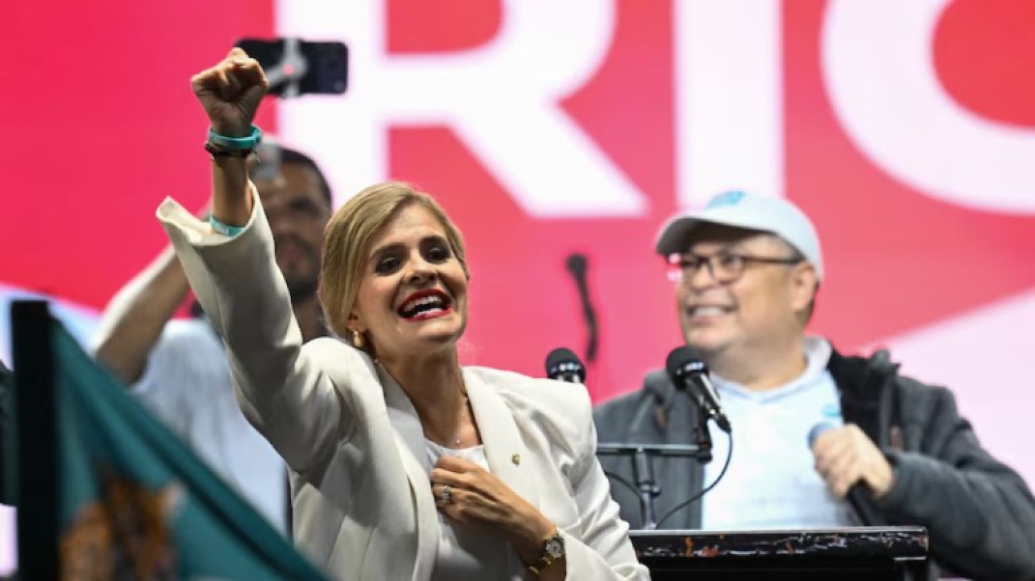 Laura Fernández ganó por amplio margen y se convirtió en la presidenta electa de Costa Rica