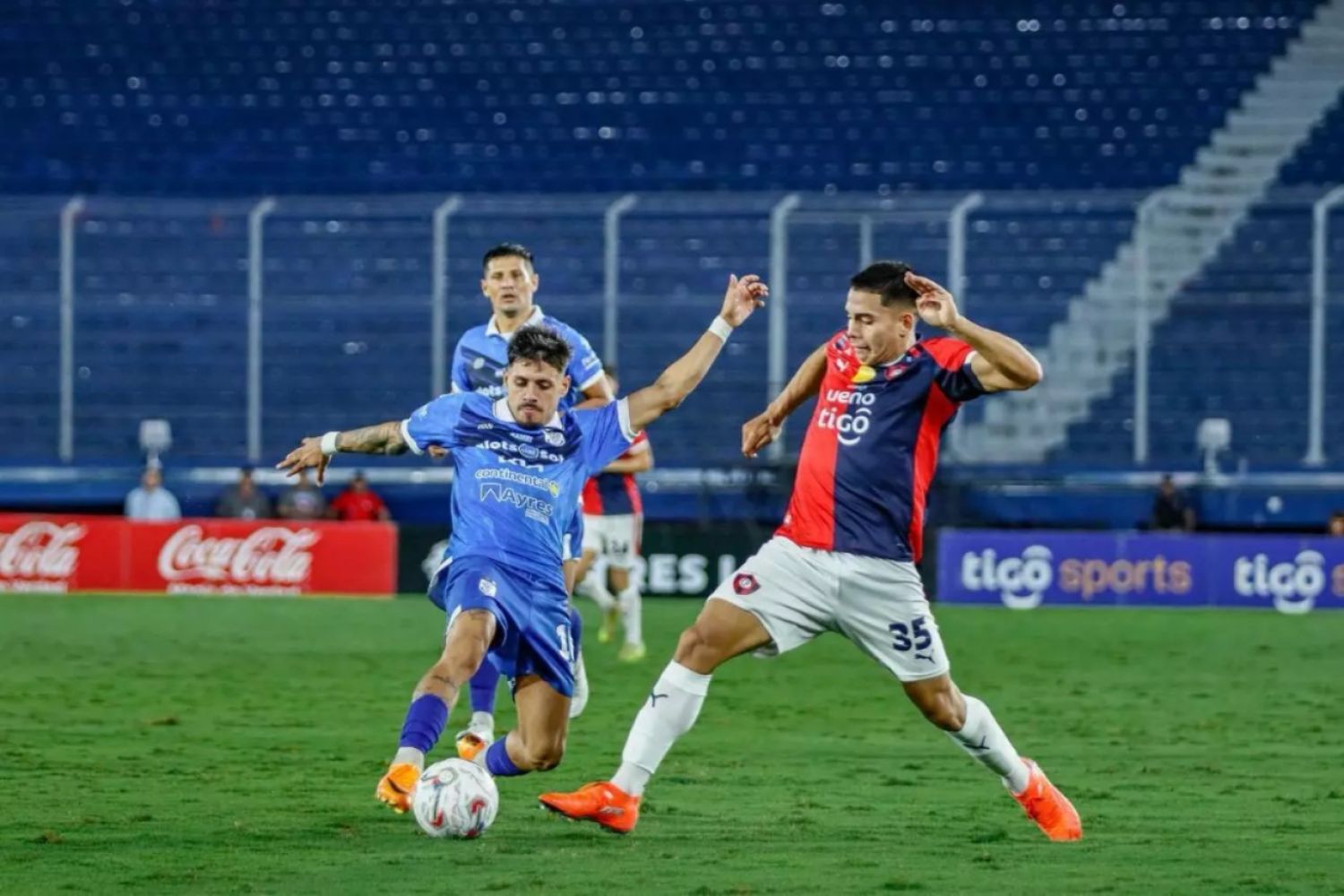 Cerro empata ante Ameliano y se aleja de la punta