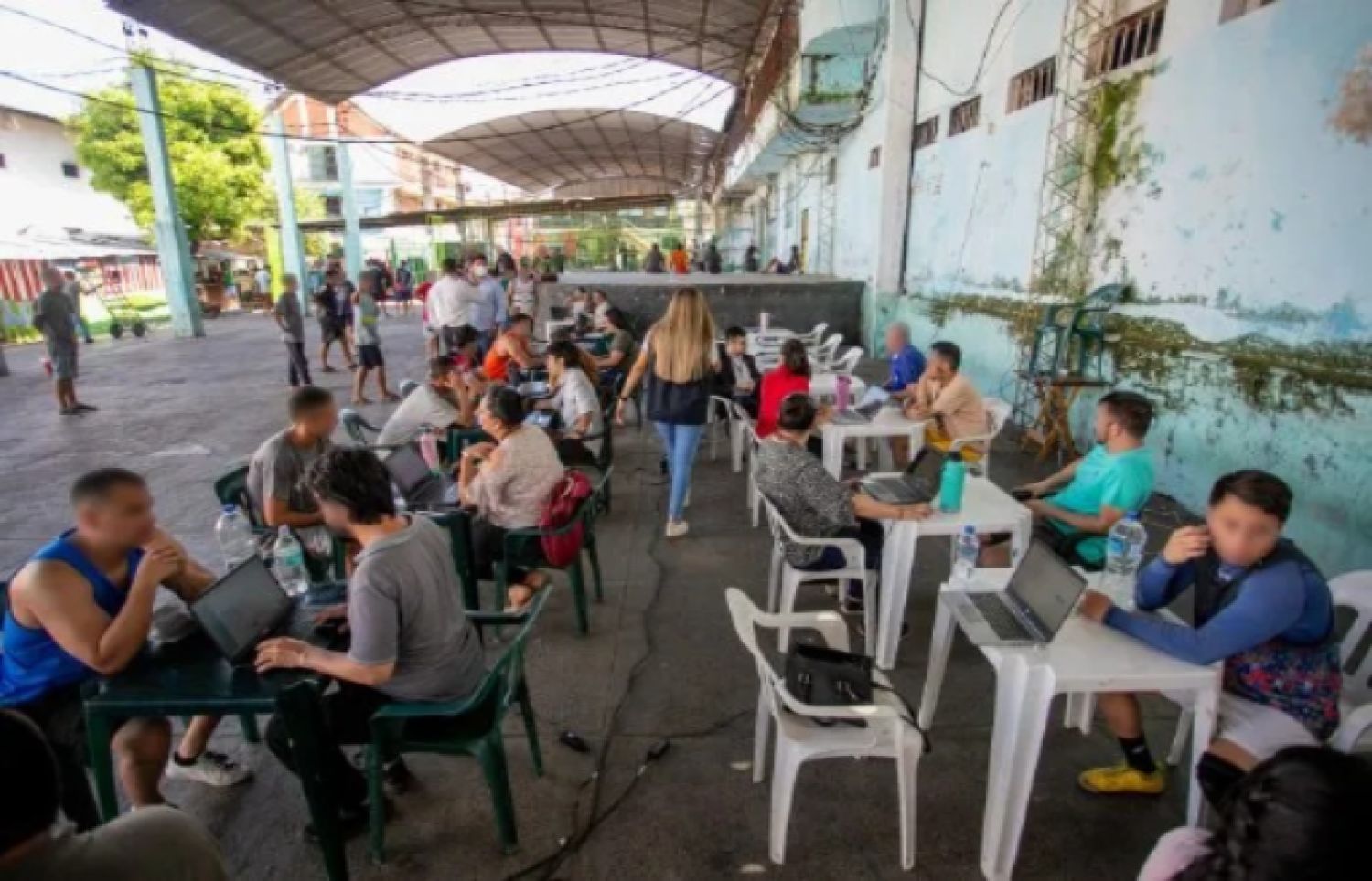 Justicia releva datos de 938 internos de Tacumbú