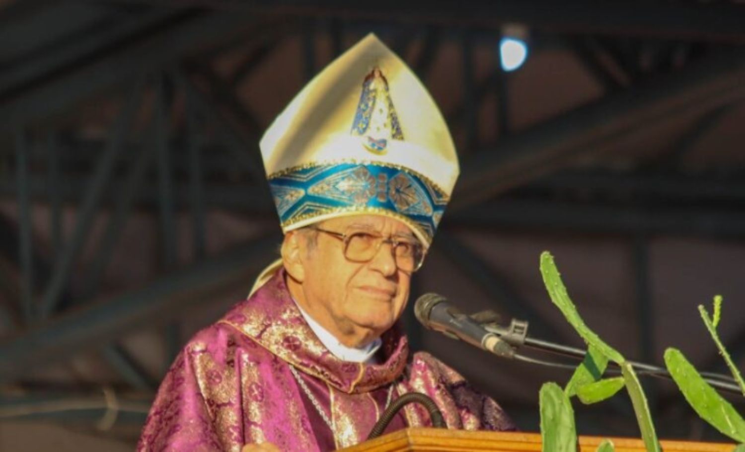 Monseñor Valenzuela advierte sobre la falta de motivación en los jóvenes