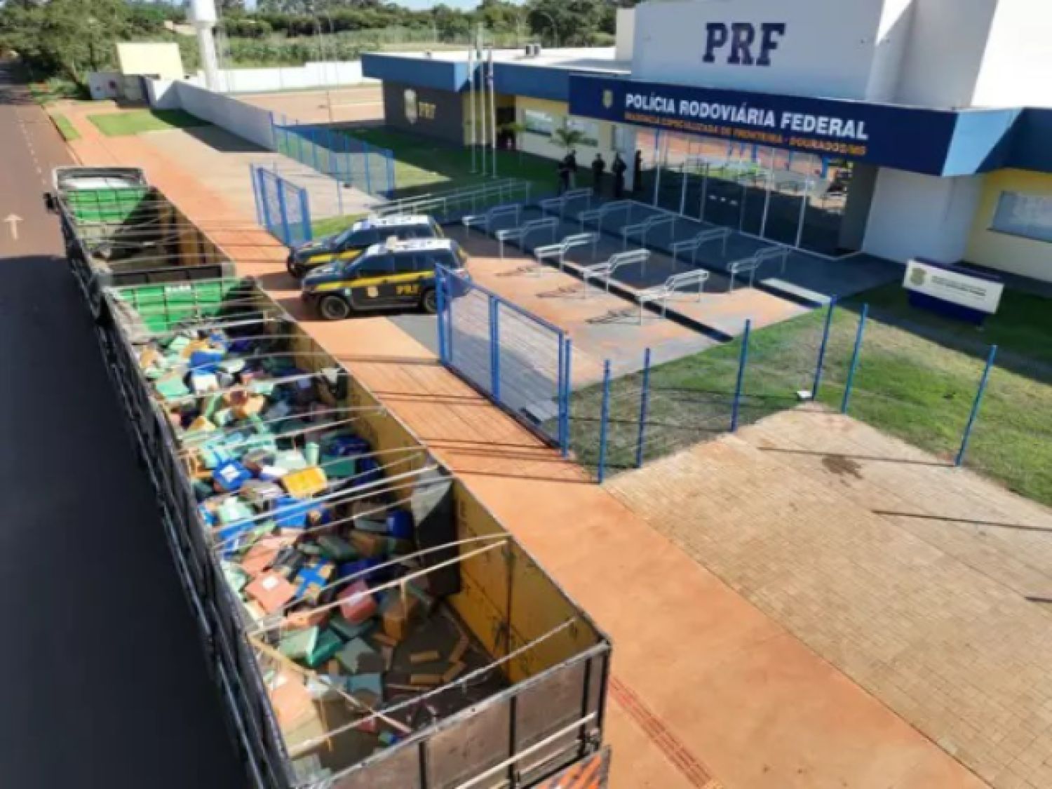 Conductor arrestado con carga récord de marihuana en la BR-163 en Dourados